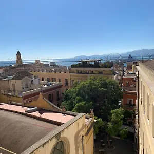 Bed & Breakfast Altrove, Cagliari