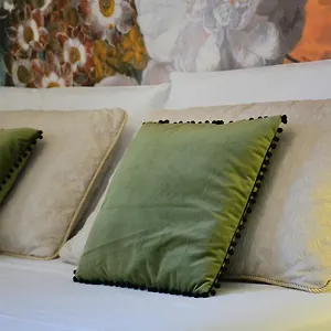 Fashion Style Bed & Breakfast